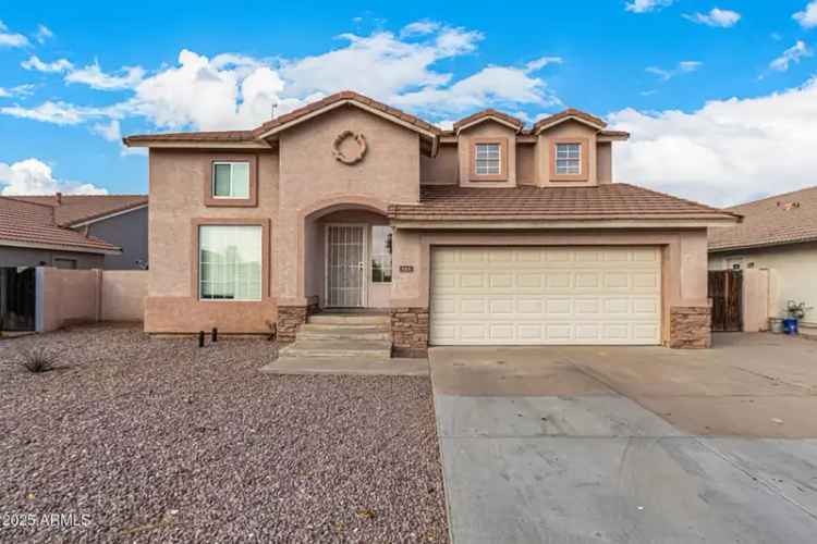 Buy single family home in Chandler with 4 bedrooms and spacious backyard