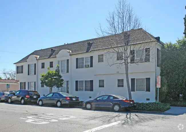 Rent Apartment Unit in Premier Location Near Four Seasons Beverly Wilshire