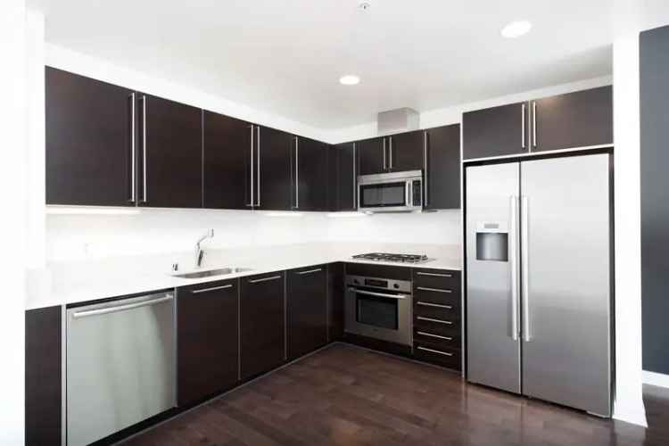 Luxury Apartment for Rent in SOMA Grand Residence with 2 Bedrooms