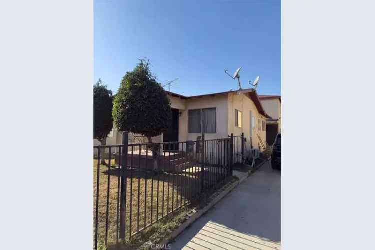 Buy Duplex in Desirable Location with Investment Potential