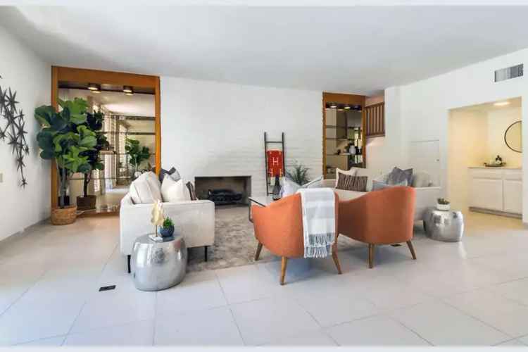 Rent Spacious 3 Bedroom House in South Palm Springs with Stunning Views