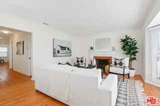 House For Sale in 7727, El Manor Avenue, Los Angeles, California