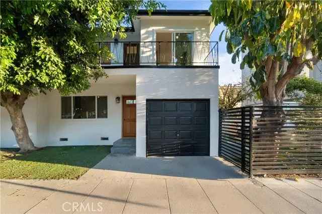 House For Sale in 1503, Federal Avenue, Los Angeles, California