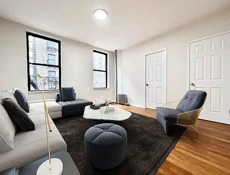 Modern One Bedroom Apartment for Rent in Vibrant South Harlem