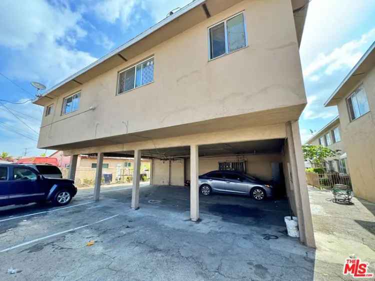 House For Sale in 10507, South Figueroa Street, Los Angeles, California