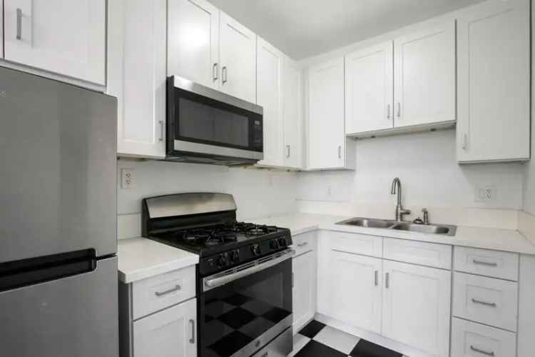 Rent Apartments in Korea Town with Updated Features and Great Amenities