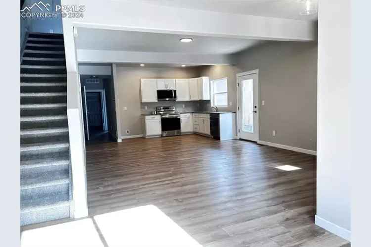 Buy New Build House with Modern Architecture in Palomino Ranch