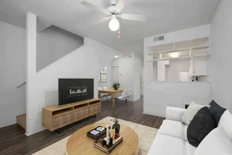 Rent Apartments in Gainesville with Beautiful Features Near The Hippodrome Theater