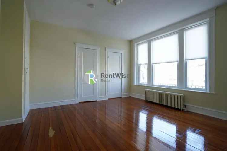 Rent Incredible Apartments in Packards Corner on Commonwealth Avenue