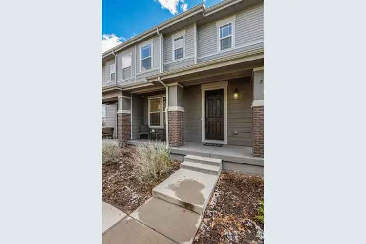 Buy Townhouse in Jamison Villas Community with Spacious Layout and Amenities