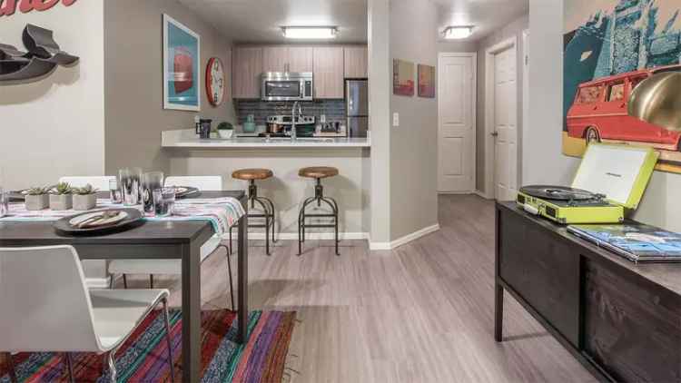 Rent Apartments in Downtown Seattle with Resort Style Amenities