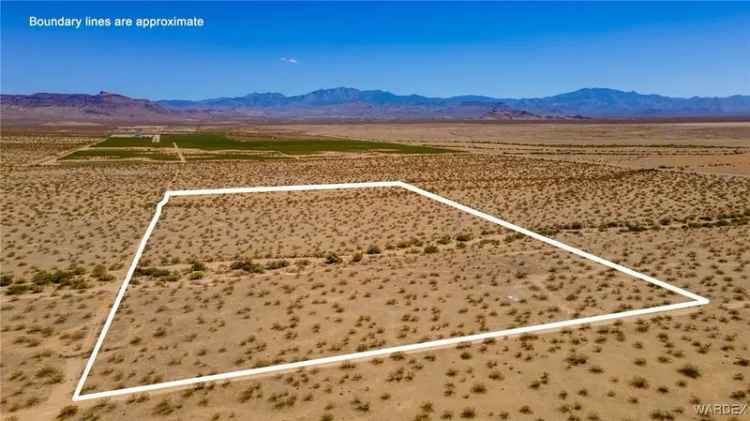 Land For Sale in Golden Valley, Arizona