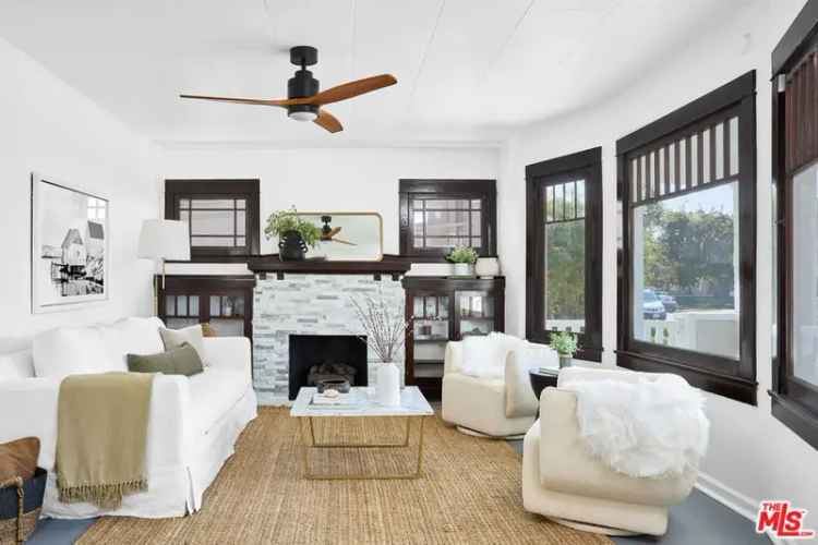 House For Sale in 3656, Jasmine Avenue, Los Angeles, California