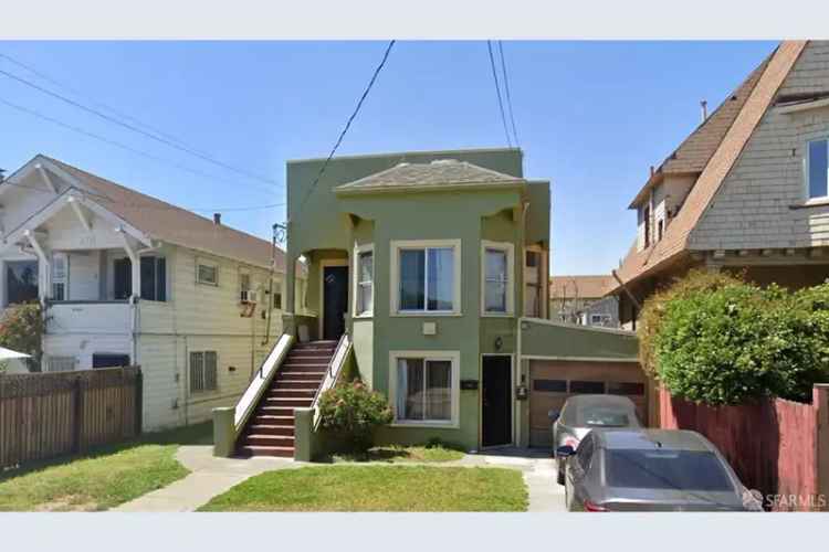 House For Sale in 2117, Curtis Street, Oakland, California