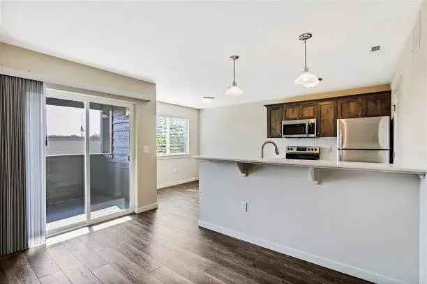 Rent Upscale Apartment in Boise with Spacious Floorplans and Park Access