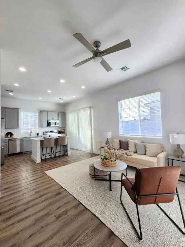 Rent Apartments in Phoenix with Luxury Features at Zora Encanto