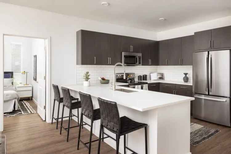 Rent Modern Apartments in Thornton Colorado Near Denver and Boulder