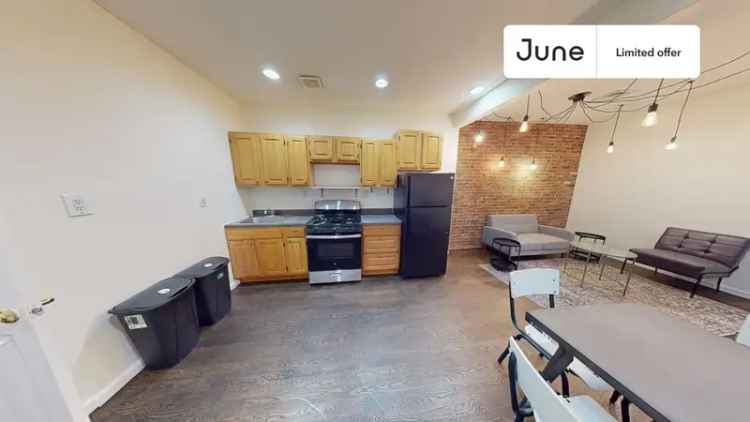 Rent Queen Bedroom in Central Harlem Apartment with Great Amenities