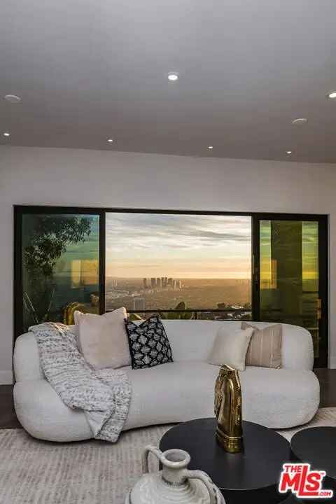 House For Sale in 2287, Sunset Plaza Drive, Los Angeles, California