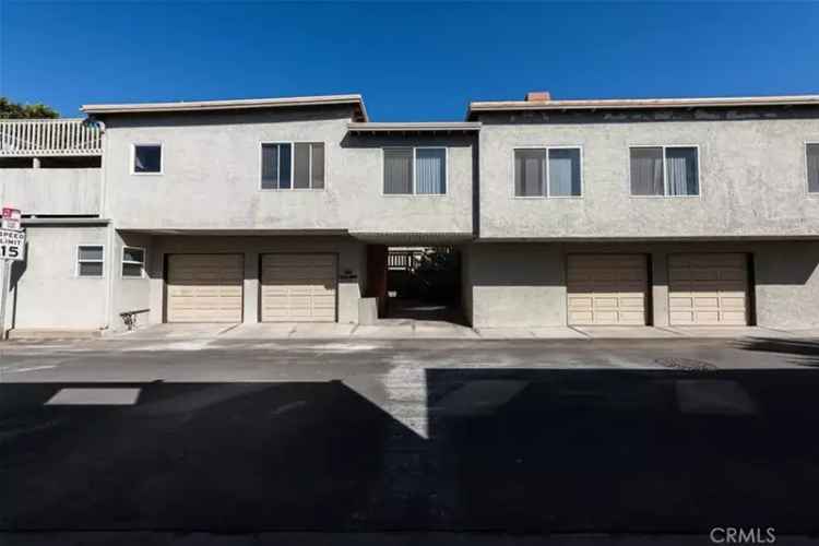 House For Sale in 113, 25th Street, Manhattan Beach, California