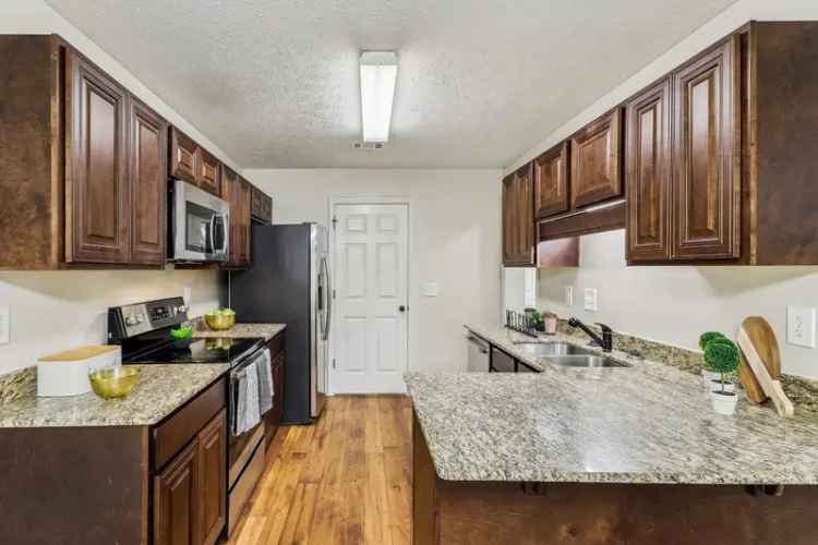 Rent Apartments in Columbus with Luxury Amenities and Pet Friendly Options