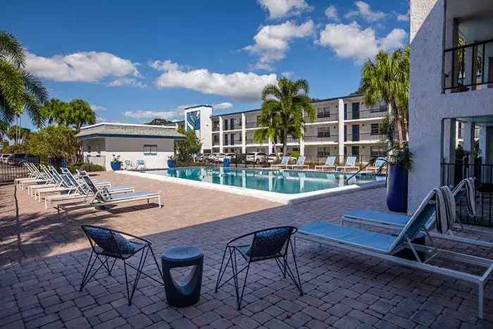 Rent Contemporary Apartments With Pool Near Clearwater