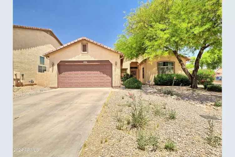 Rent Beautiful Single Level Home in Desert Cedars Community with Privacy