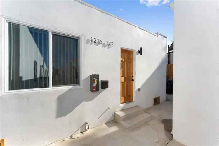 House For Sale in 1214, South Mariposa Avenue, Los Angeles, California