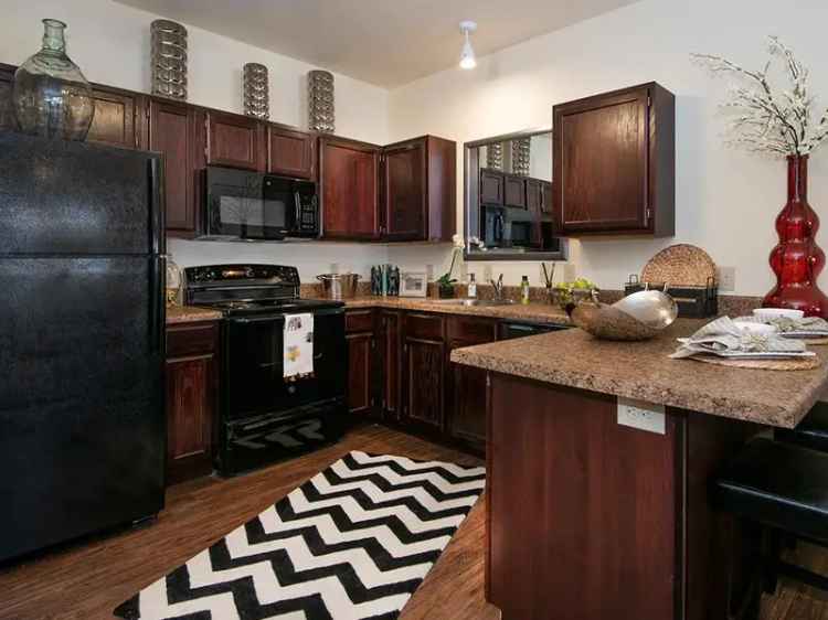 Rent Brand New Apartments in Lawrence Kansas with Amazing Amenities