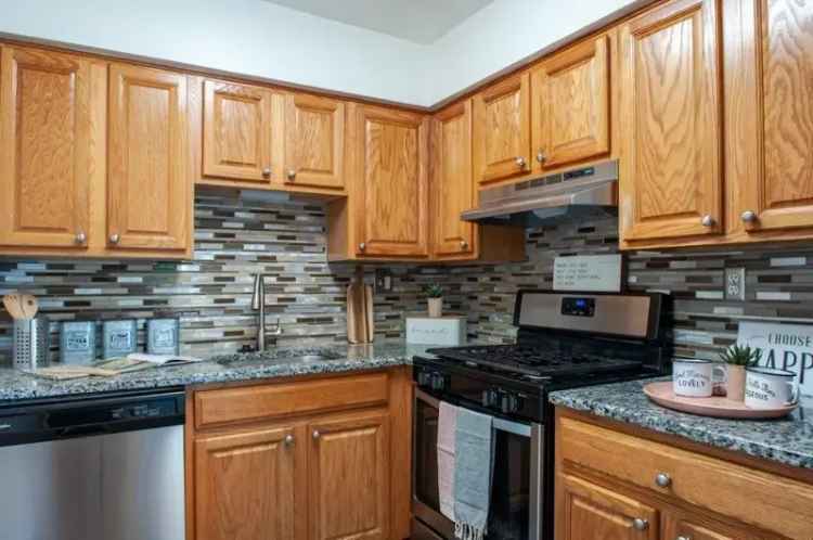 Rent Affordable Apartments with Amenities in Levittown Pennsylvania