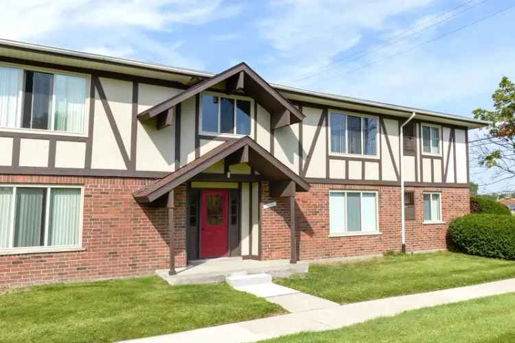 Rent Apartments Near Lake Erie and Elizabeth Park Marina