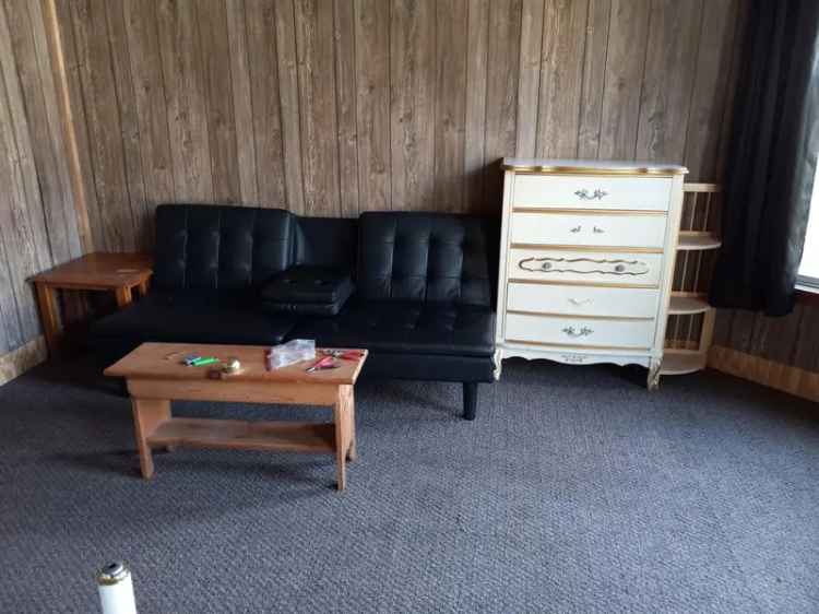 Rent Furnished Apartment Unit Near Campus with Utilities Included