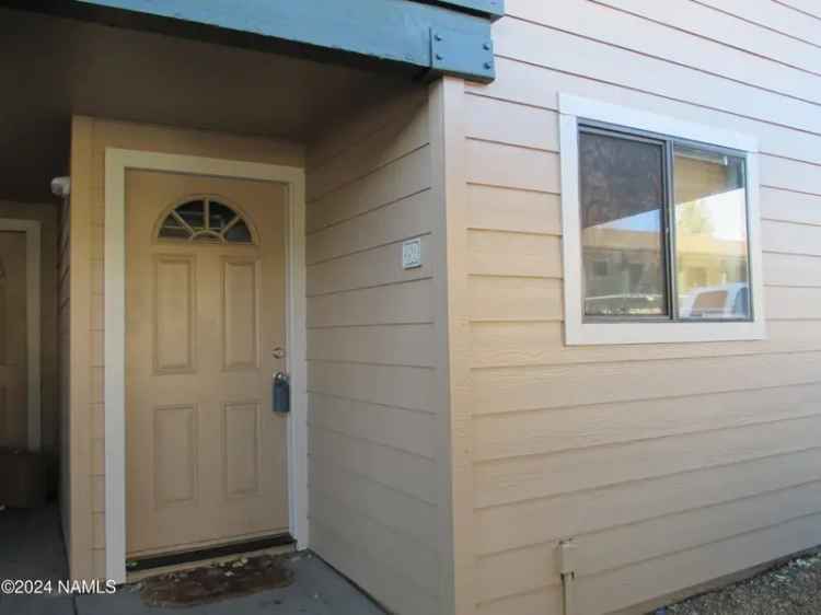 Rent Ground Floor Condo Near NAU with Outdoor Patio and Clubhouse