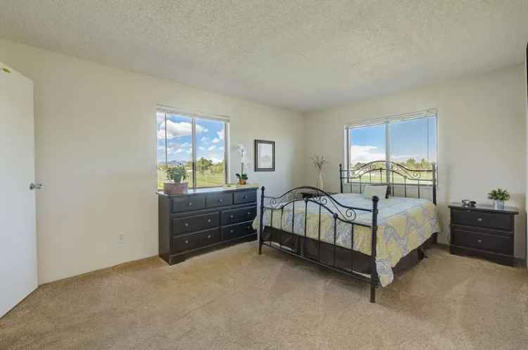 Rent Spacious Apartments in Castlegate with Scenic Golf Course Views