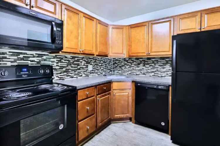 Rent Charming Apartments in Towson with Spacious Balconies and Amenities