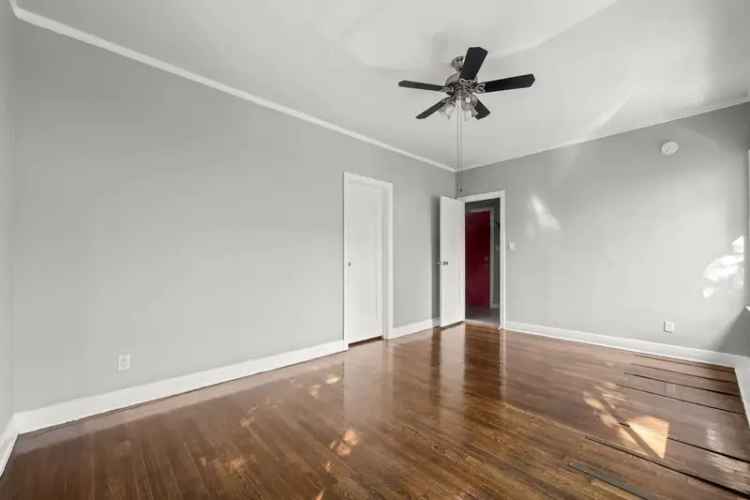 Rent Apartment in Downtown LA with Modern Amenities and 1920s Charm