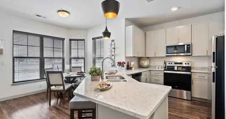 Rent Apartments at Villas at Ridgeview Falls Olathe Pet Friendly