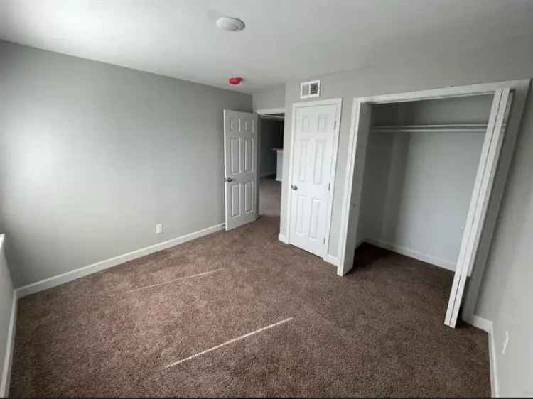 Rent Studios and 1-Bedroom Apartments in Topeka with Winter Special