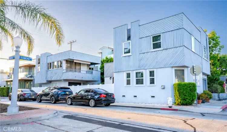 House For Sale in 201, Diamond Avenue, Newport Beach, California