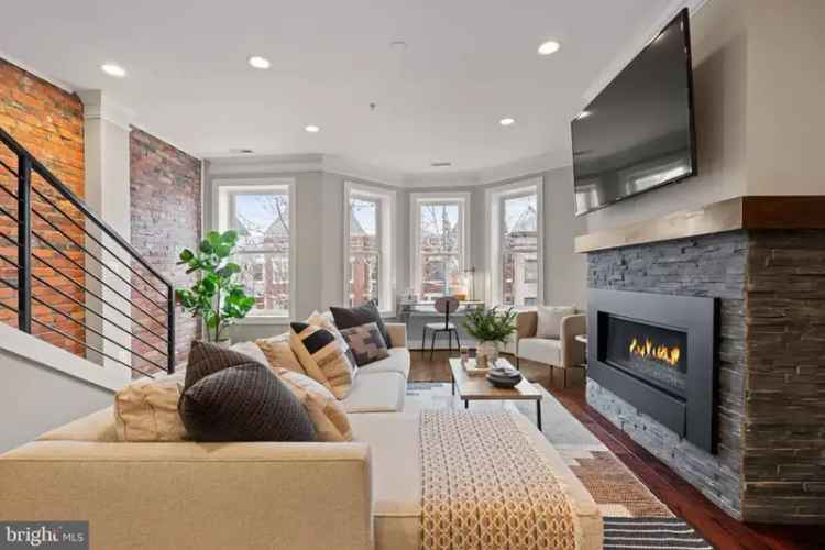 Rent Stylish Penthouse in Bloomingdale with City Views and Roof Deck