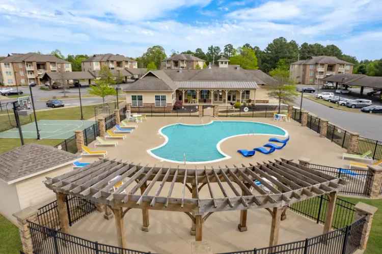 Rent Apartments in The Villages Jackson Tennessee with Great Amenities