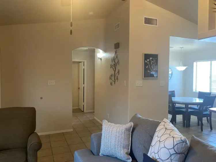 Rent Furnished Apartment Unit in Yuma with Patio and Parking