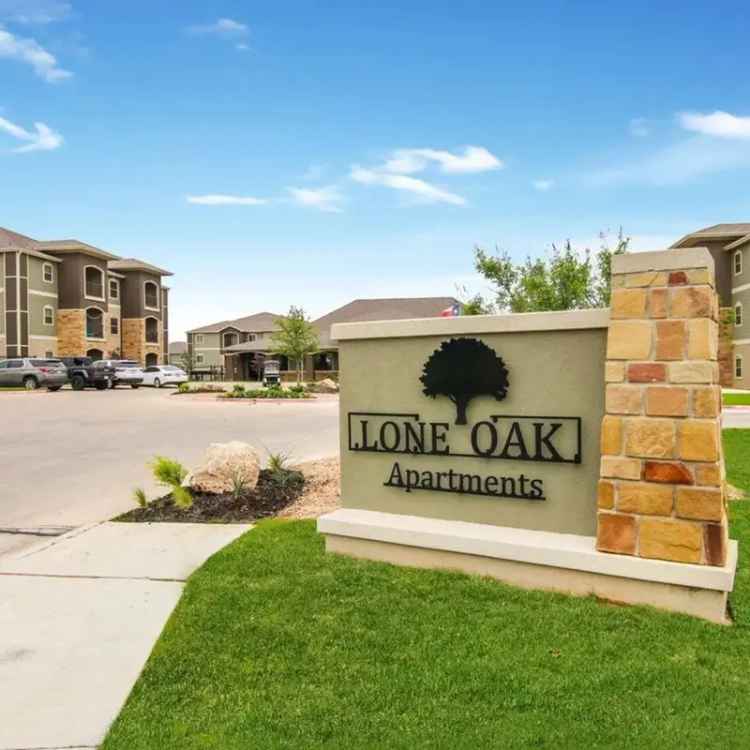 Rent Apartments in Weatherford TX with Modern Amenities and Dog Park