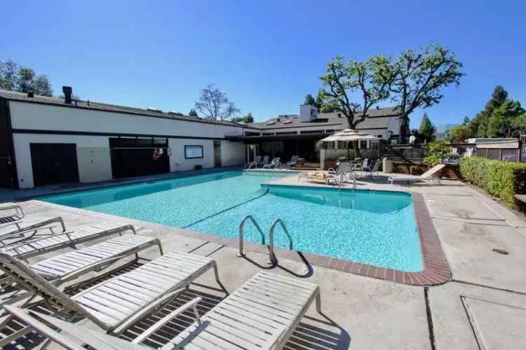 Rent 1 Bed Den Condo in Mission Valley with Modern Amenities