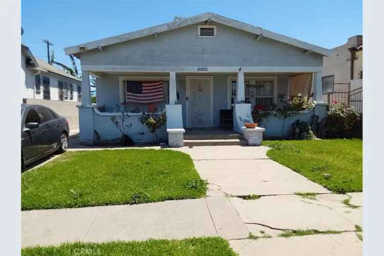 For Sale 3 Bedroom House Near Downtown LA with Large Backyard