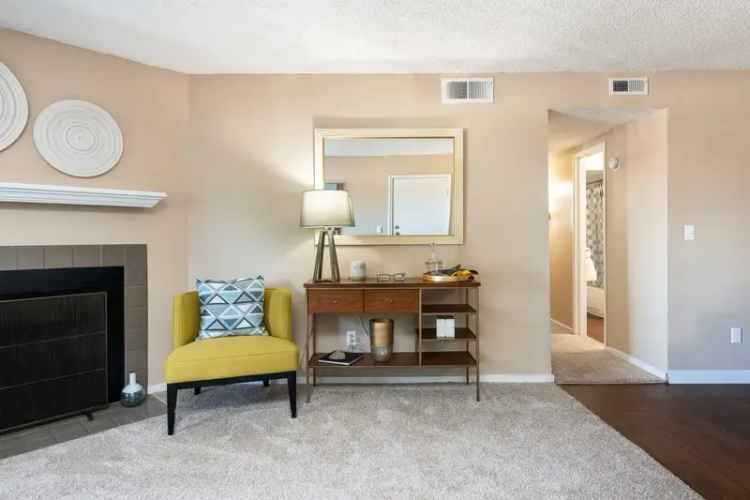 Rent Apartments in Cambrian with Modern Features Near Cherry Creek Reservoir