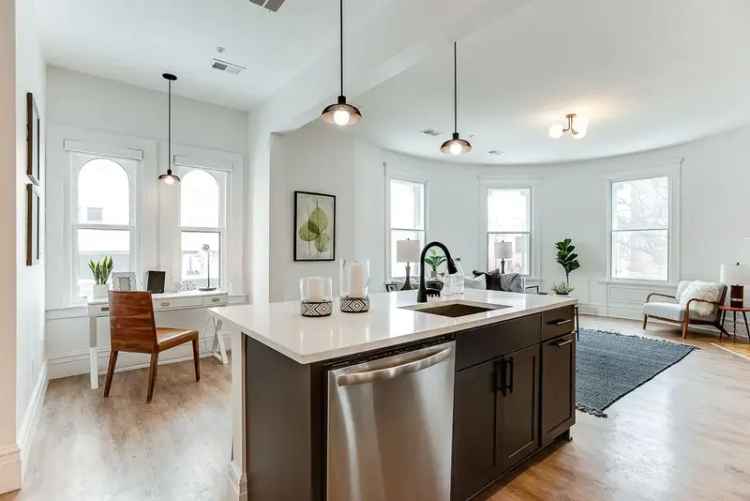 Rent Apartments in Minneapolis with Modern Amenities and Classic Charm