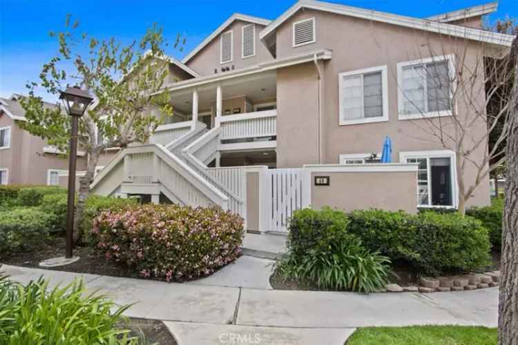 House For Sale in 45,46,47,48, Woodleaf, Irvine, California