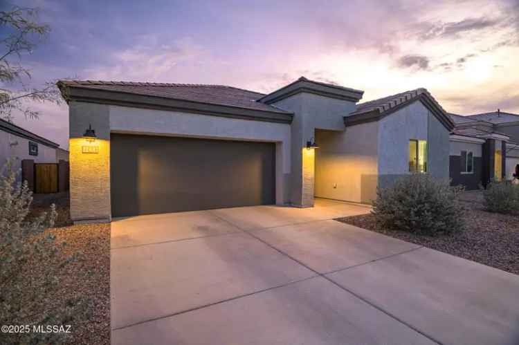 House For Sale in Marana, Arizona