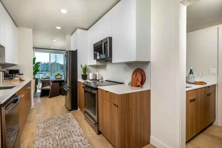 Rent Dolphin Marina Apartments in Marina Del Rey with Stunning Views